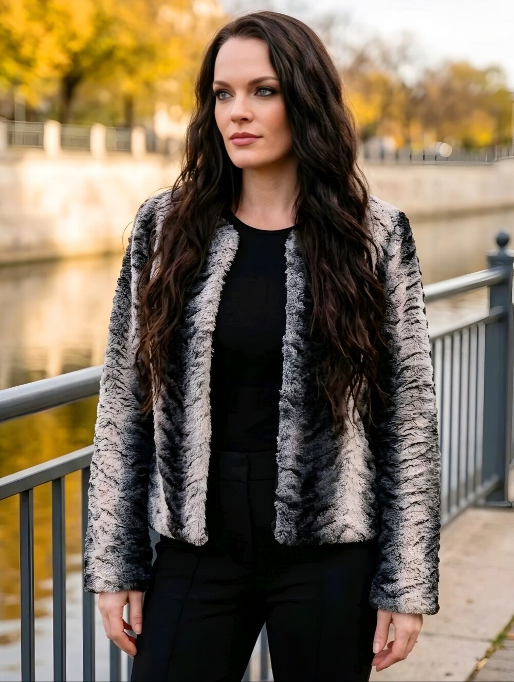 Band of Gypsies ✦ Vegan Fur Striped Jacket ✦ Black Beige Open-Front Soft Plush M
